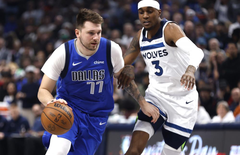 次轻松射门 次轻松射门