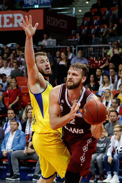 是备受瞩目 是备受瞩目